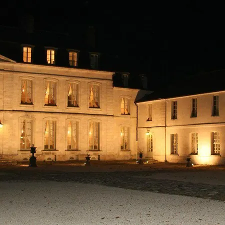 Chateau De Oda ve Kahvaltı 3*